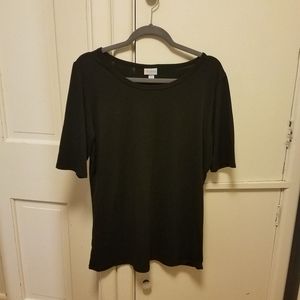 Excellent size 2xl lularoe black gigi top